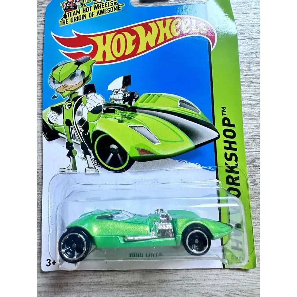 Hot Wheels HW Workshop Twin Mill Super Treasure Hunt Green HTF New H43